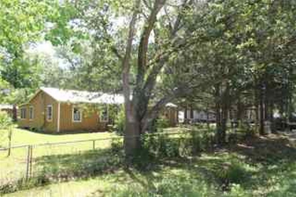 2020 Beth Dr, Slidell, LA 70458 - photo 1