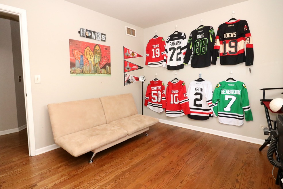 722 Greens View Dr, Algonquin, IL 60102 - photo 1