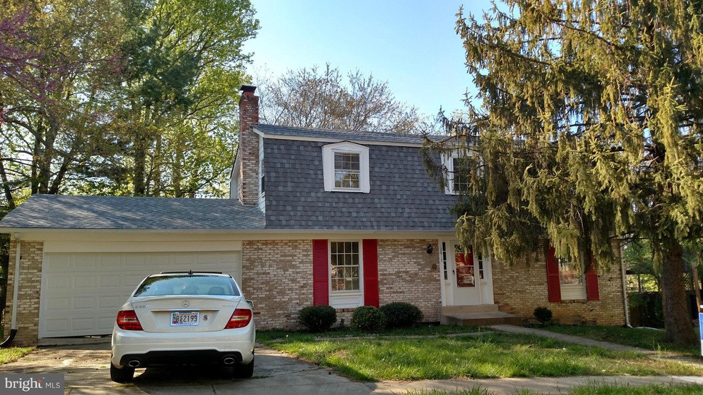 12813 Pine Tree Ln, Fort Washington, MD 20744 - photo 1