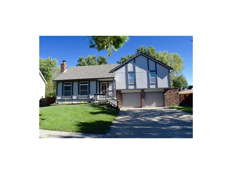 Nice curb appeal!