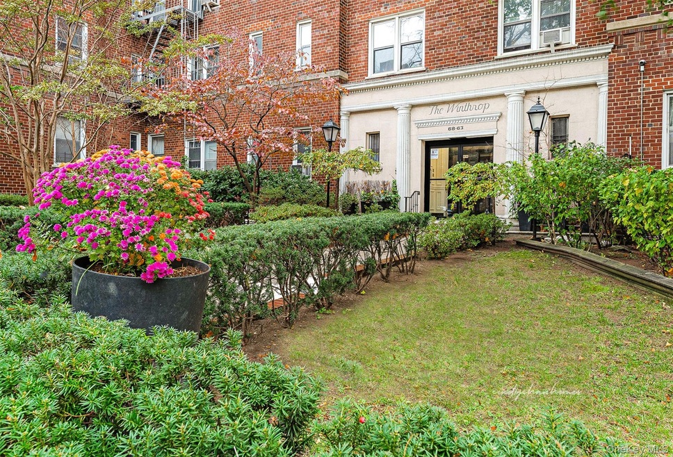 Winthrop Apartments unit 2-D, Forest Hills, NY 11375 - photo 1