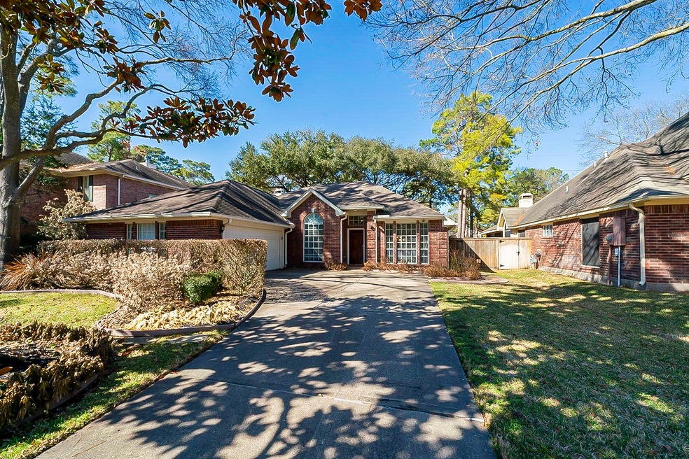 8914 Andante Dr, Houston, TX 77040 - photo 1