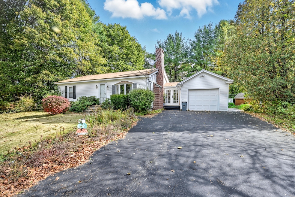 507 Turner St, Auburn, ME 04210 - photo 1