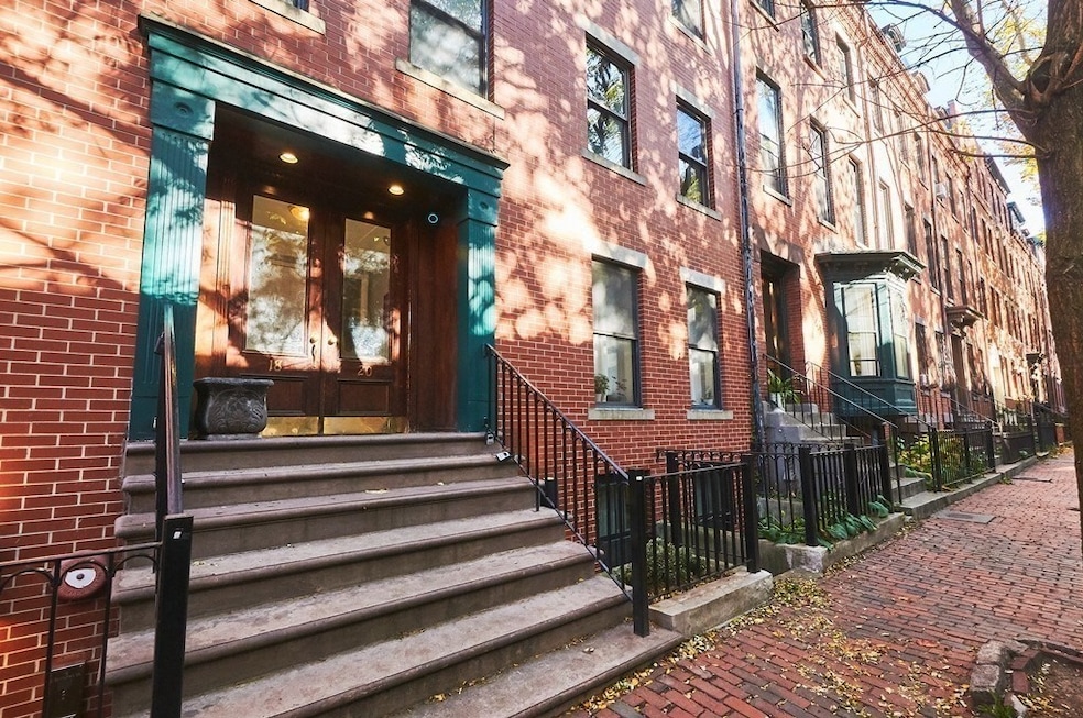 18 E Springfield St unit 18-3, Boston, MA 02118 - photo 1