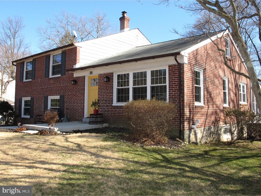 114 Governors Dr, Wallingford, PA 19086 - photo 1