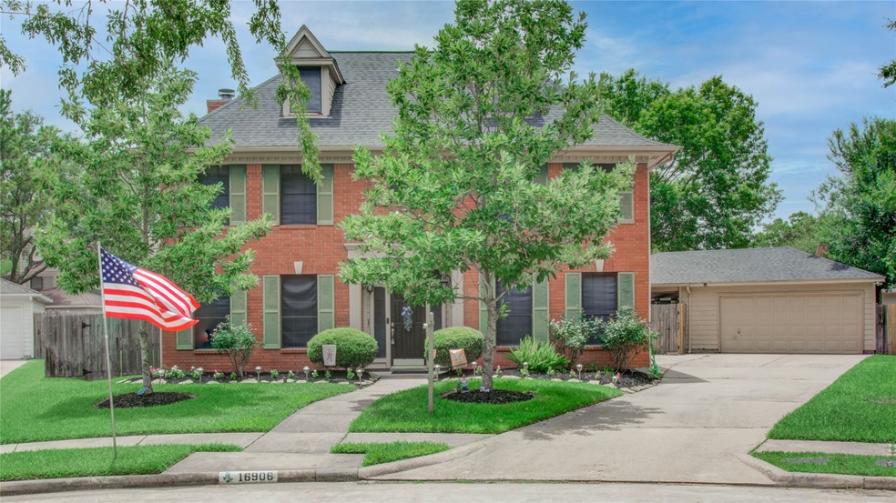 16906 Shady Square Ct, Houston, TX 77095 - photo 1