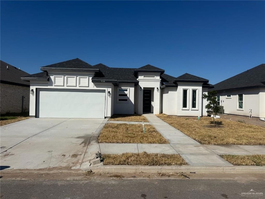 908 E 39th St, San Juan, TX 78579 - photo 1