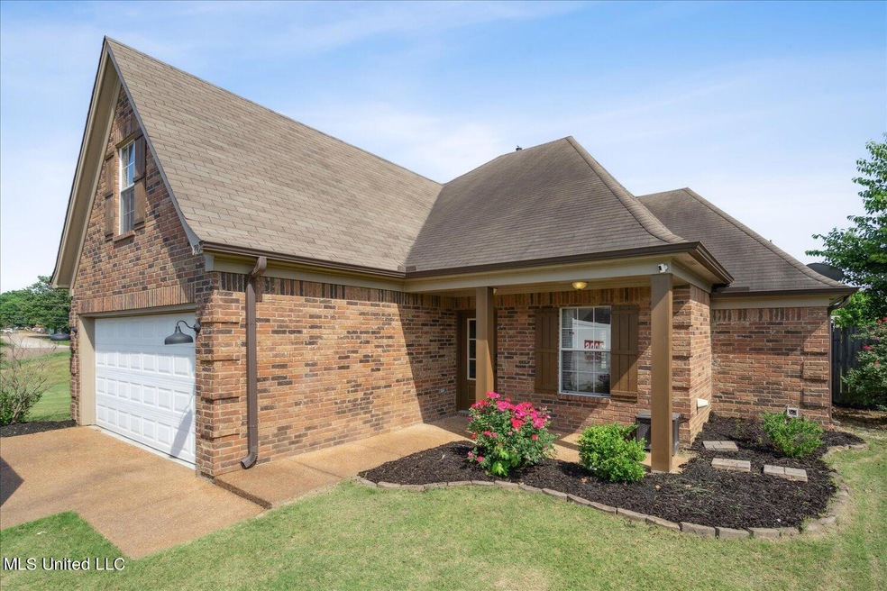 395 E Oak Grove Rd