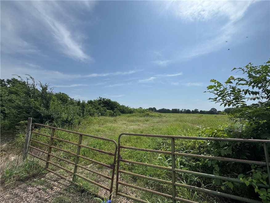 0 N 4720 Rd unit 1315210, Stilwell, OK 74960 - photo 1