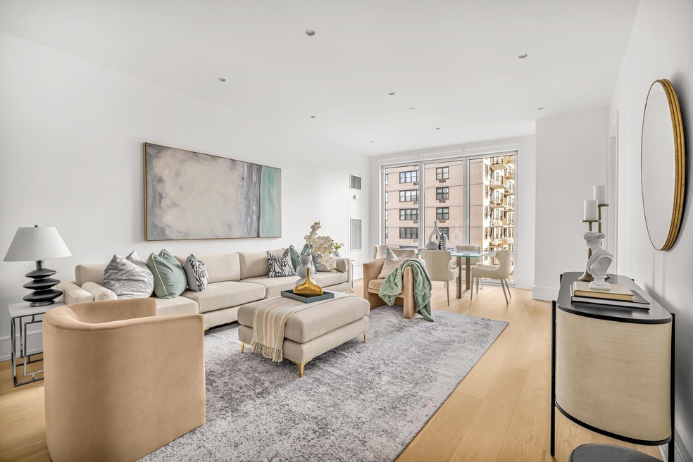 Casa 74 unit 6C, New York, NY 10021 - photo 1