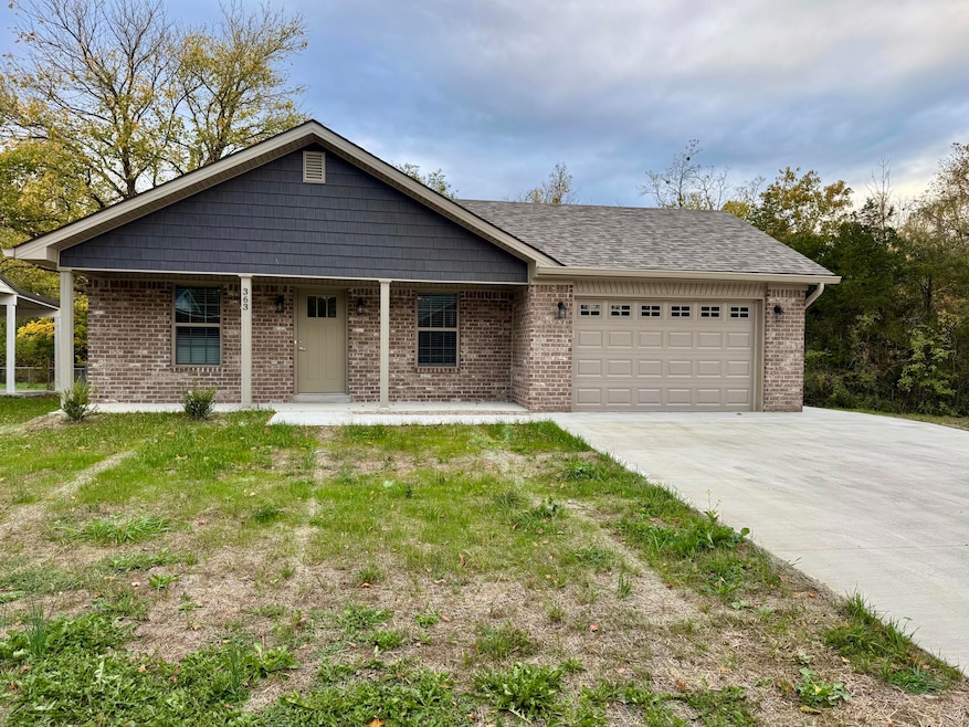 363 Baldwin St, Berea, KY 40403 - photo 1