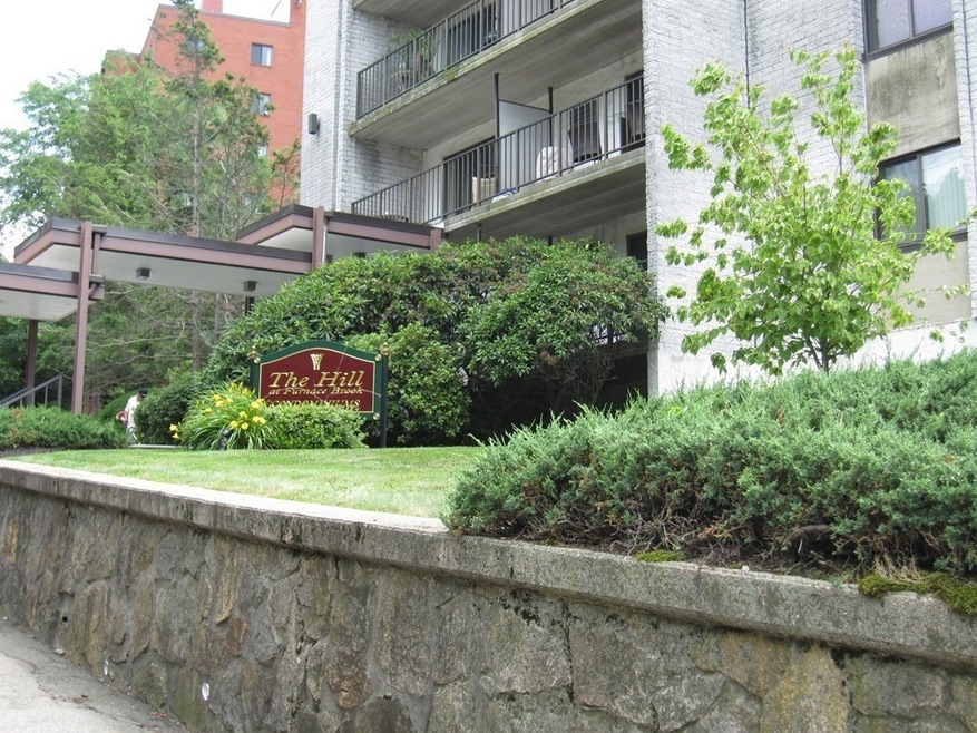 308 Quarry St unit 502, Quincy, MA 02169 - photo 1