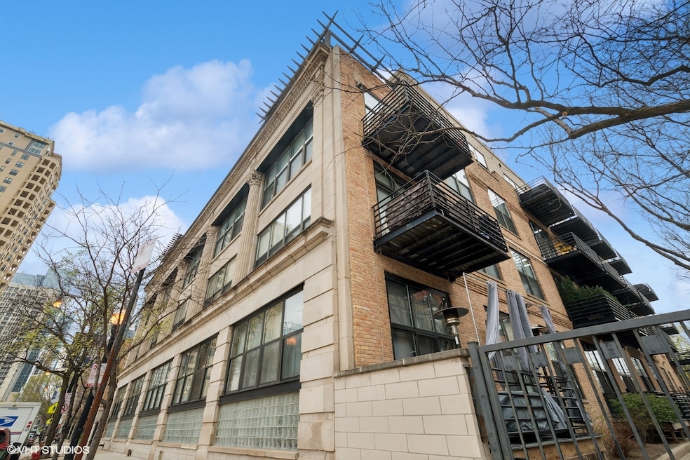 1525 S Michigan Ave unit 405, Chicago, IL 60605 - photo 1