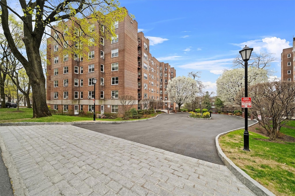 Sold $350,000 • Co-Listing Agent