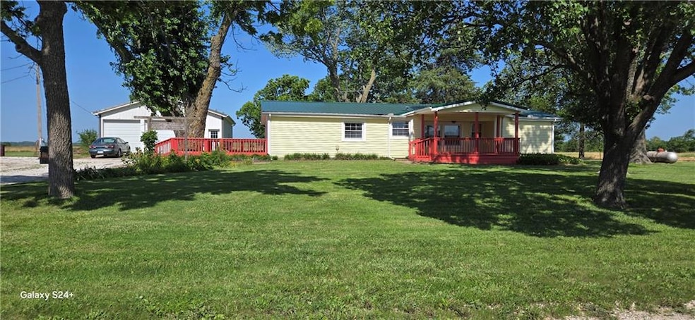 24770 Earnest Rd, Osawatomie, KS 66064 - photo 1