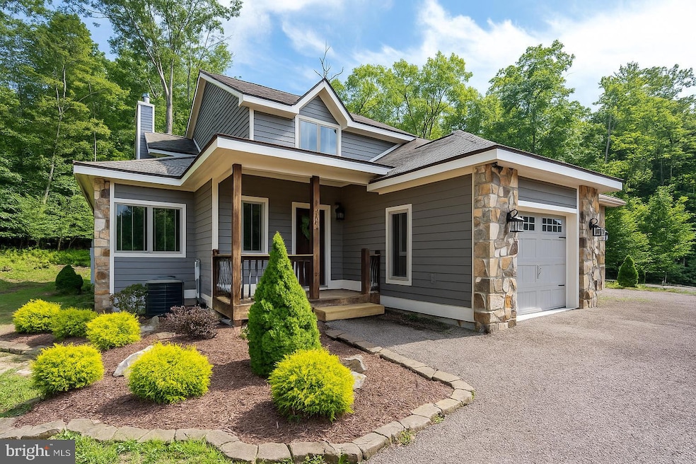 For Sale $472,500 • Co-Listing Agent