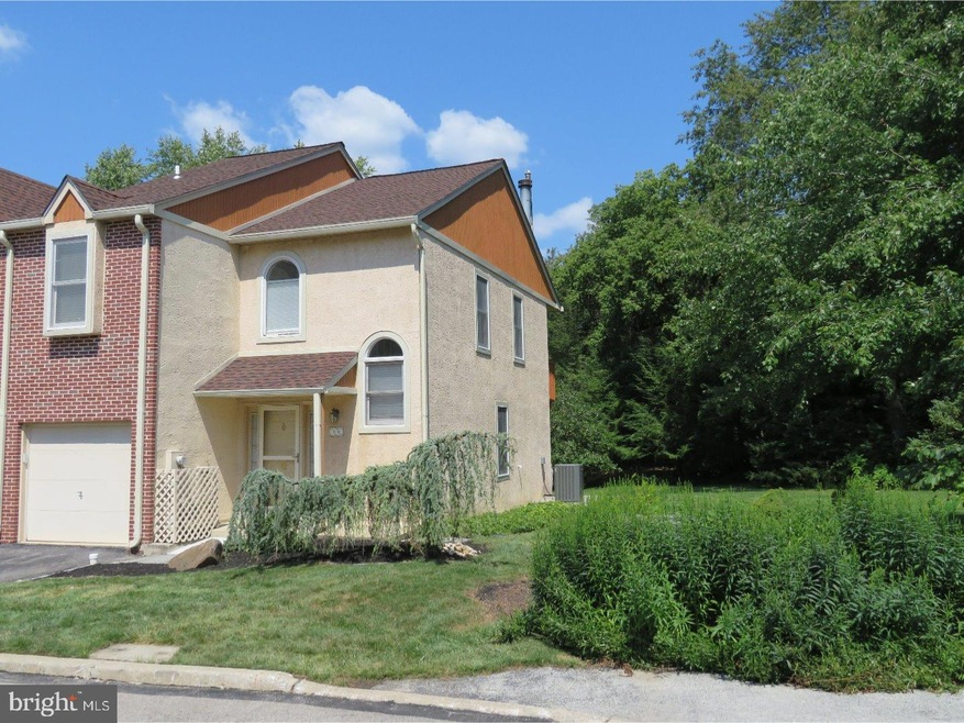 12 Forsythia Ct, Lafayette Hill, PA 19444 - photo 1