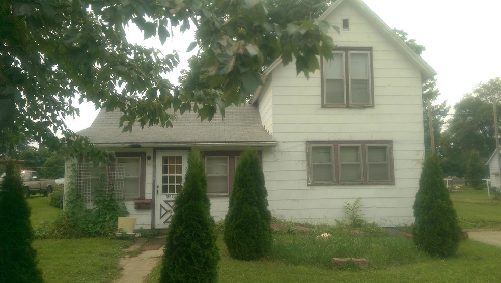 1015 Monona
