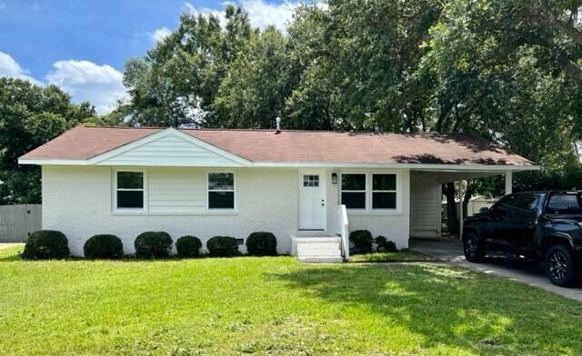 Under Contract $445,000 • Co-Listing Agent