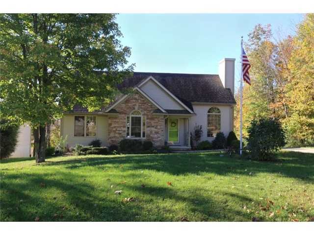 733 Royal Cir, Howard, OH 43028 - photo 1