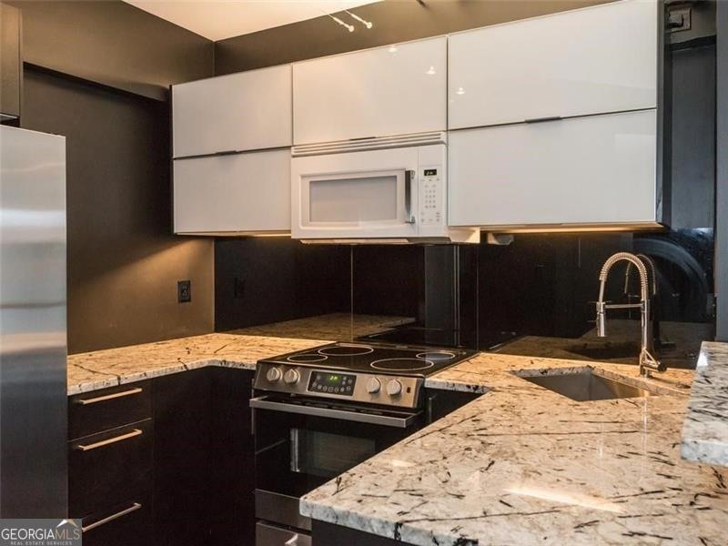 Mayfair unit 708, Atlanta, GA 30309 - photo 1