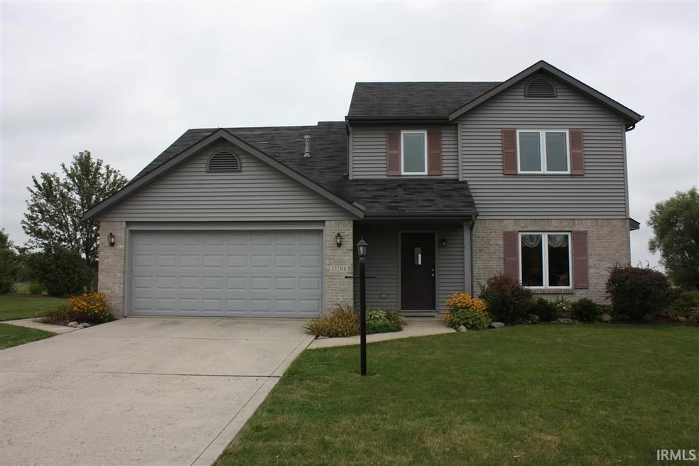 13208 Foxbrush Ln, Grabill, IN 46741 - photo 1