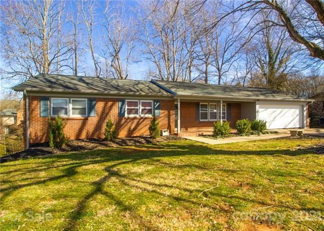 806 Hill St, Shelby, NC 28152 - photo 1