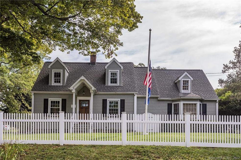 2 Copps Hill Rd, Ridgefield, CT 06877 - photo 1