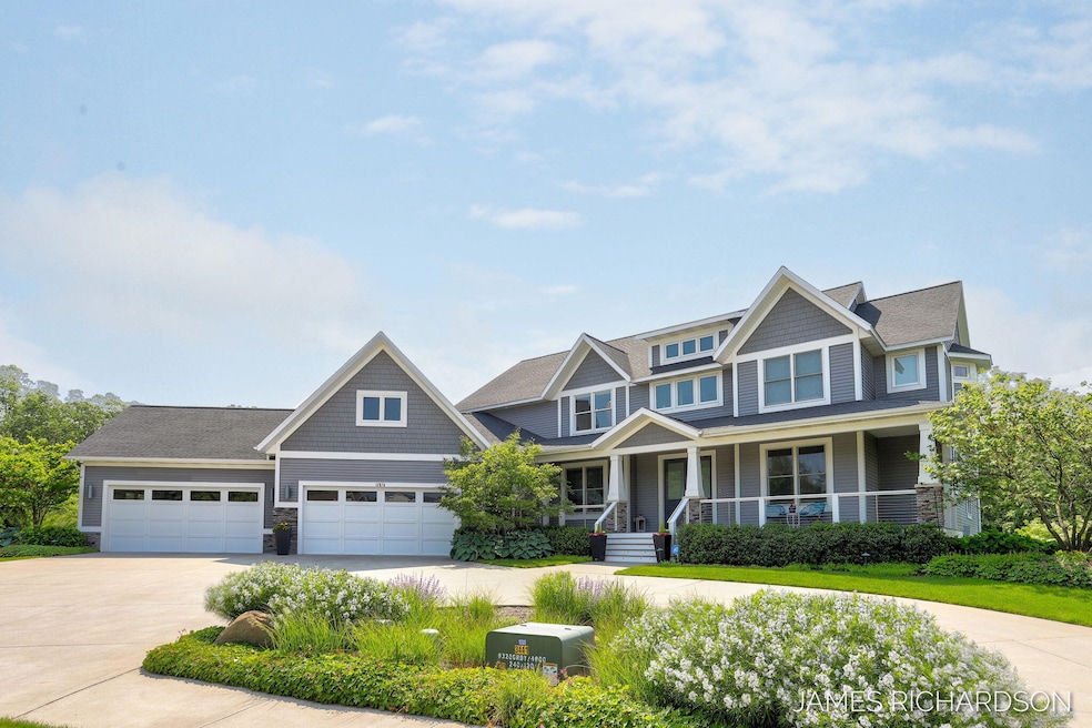 1-web-or-mls-12974-boulderway-trail