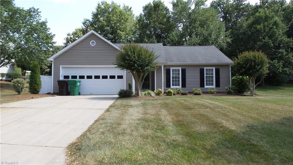 3312 Timberwolf Ave, High Point, NC 27265 - photo 1