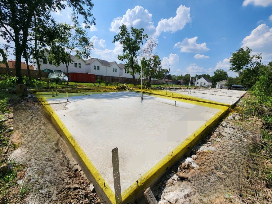 Lot 2 Paul Quinn St, Houston, TX 77091 - photo 1