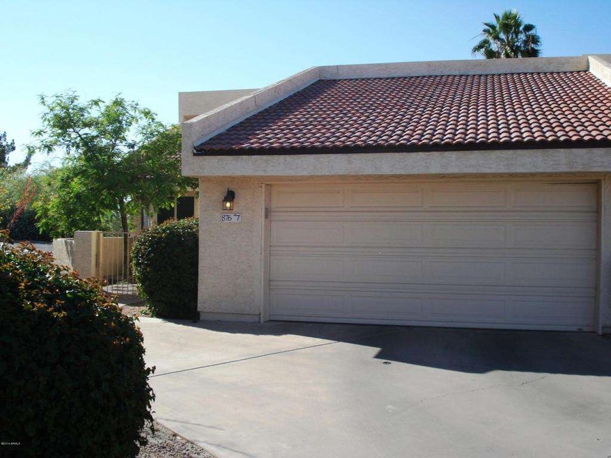 Two car garage, private location
