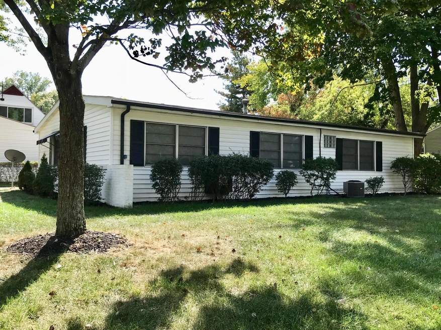Welcome to 1553 Genoa Place!