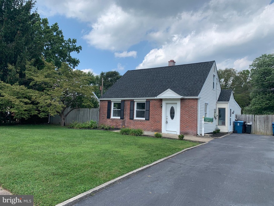 1945 Clearview Ave, Norristown, PA 19403 - photo 1