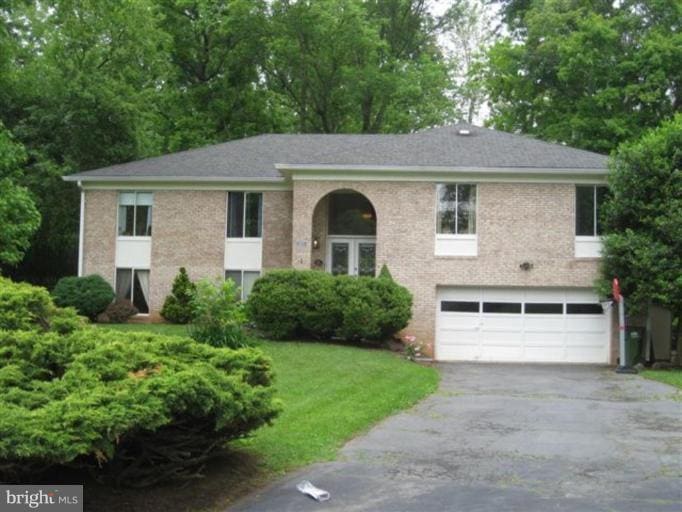 7012 Duncraig Ct, McLean, VA 22101 - photo 1