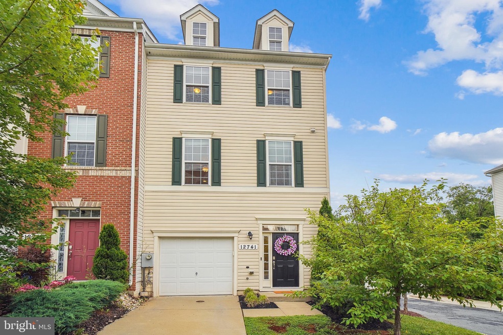 12741 Longford Glen Dr, Germantown, MD 20874 - photo 1