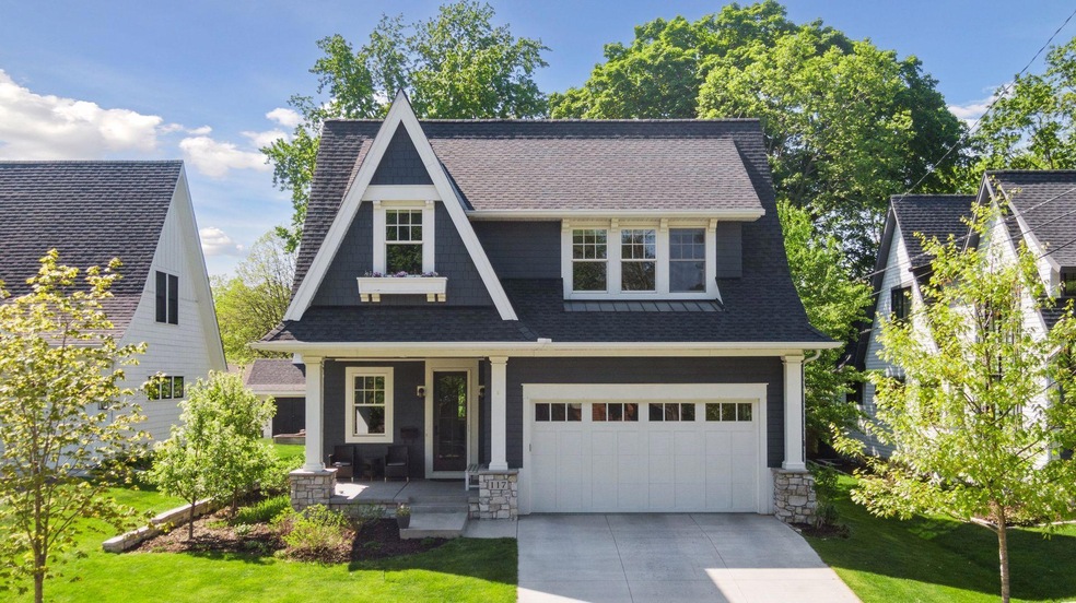 117 Walker Ave N, Wayzata, MN 55391 - photo 1