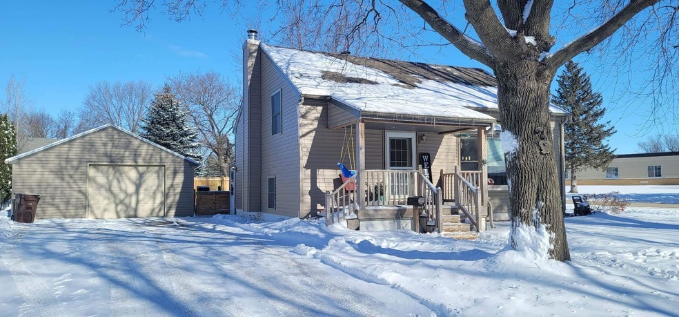 1800 3rd Ave SW, Austin, MN 55912 - photo 1