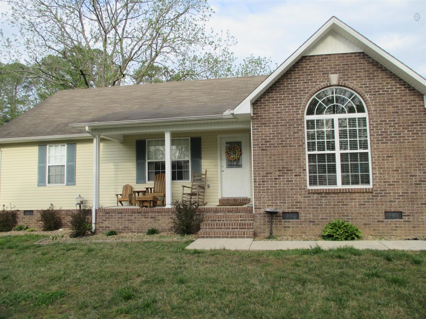 302 Hillcrest St, Manchester, TN 37355 - photo 1