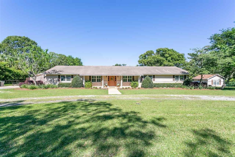 9601 Pinecone Dr, Cantonment, FL 32533 - photo 1