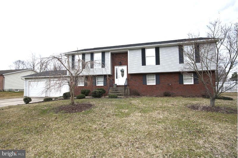 7850 N Cove Rd, Sparrows Point, MD 21219 - photo 1