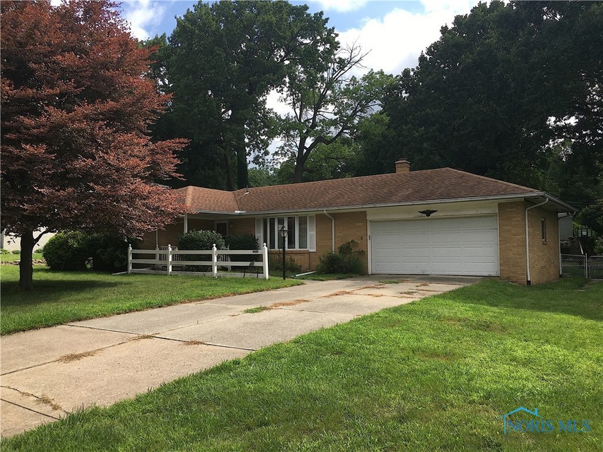 5620 E Rowland Rd, Toledo, OH 43613 - photo 1