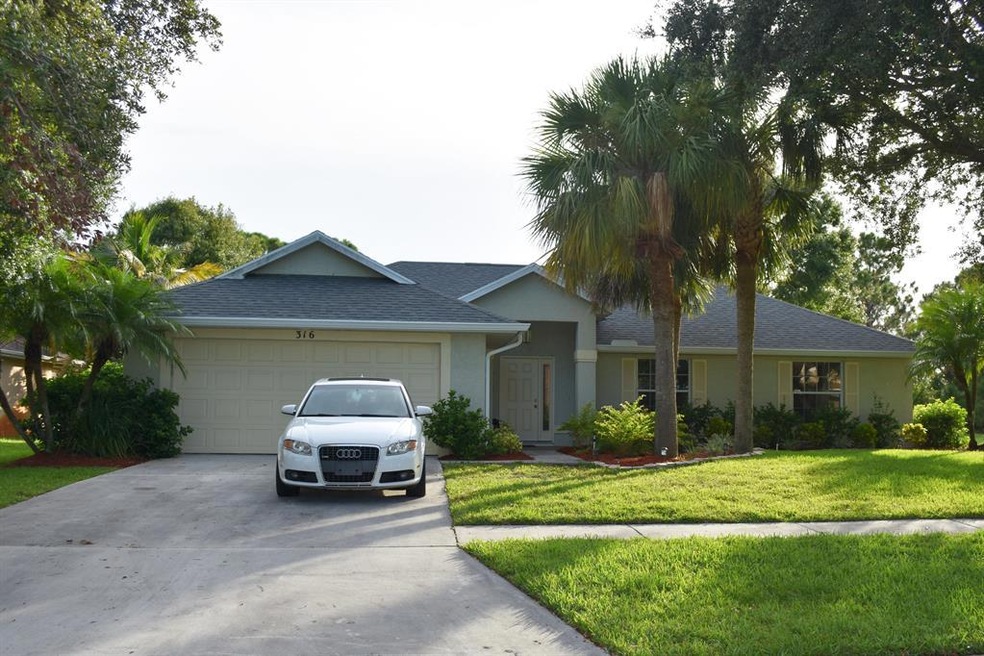 316 SW Panther Trace Port St Lucie (001)