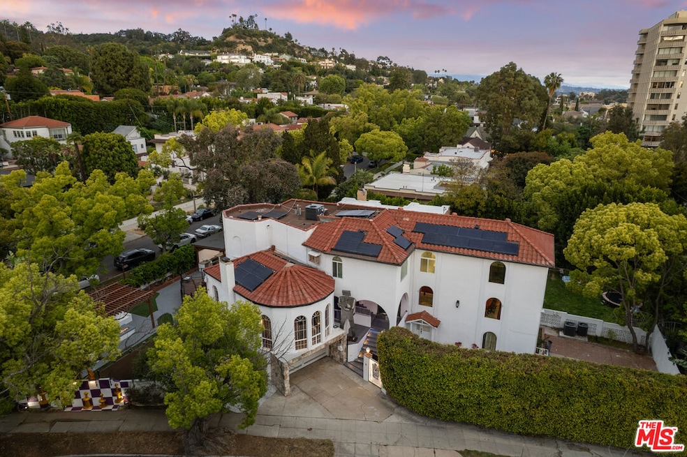 For Sale $6,000,000 • Co-Listing Agent