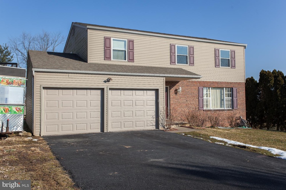 353 Sweetbriar Dr, Harrisburg, PA 17111 - photo 1