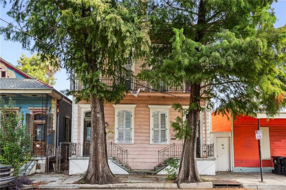 2537 N Rampart St, New Orleans, LA 70117 - photo 1