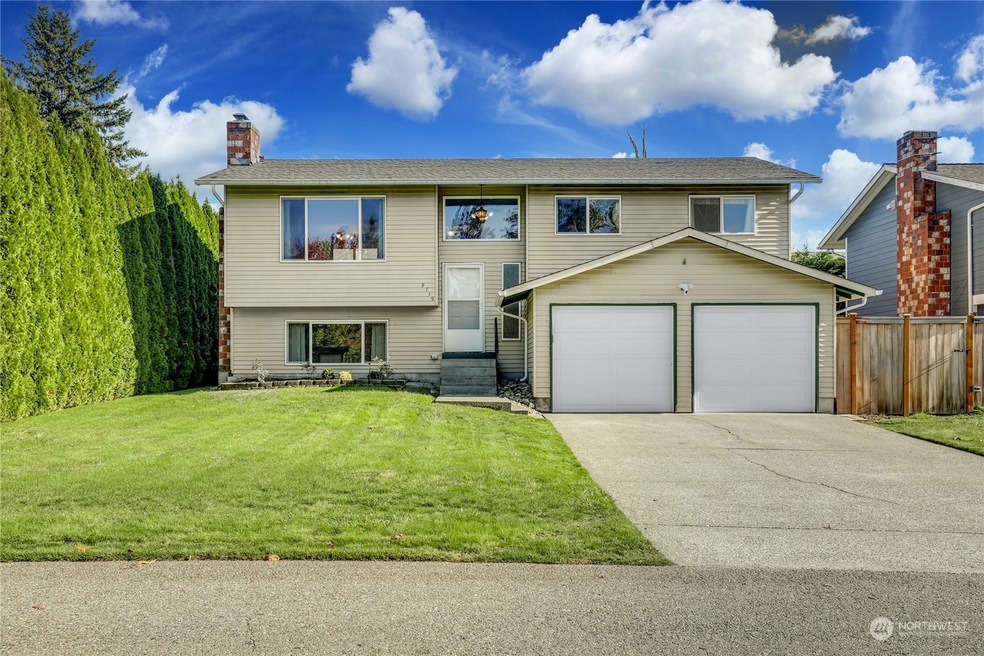 Sold $555,000 • Co-Listing Agent