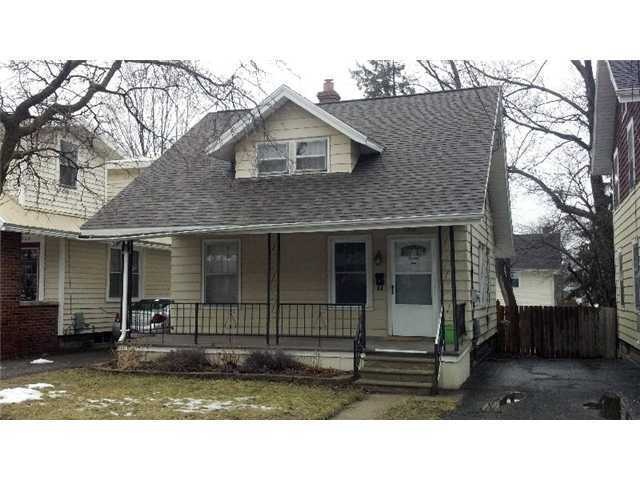 1218 W Barnes Ave, Lansing, MI 48910 - photo 1