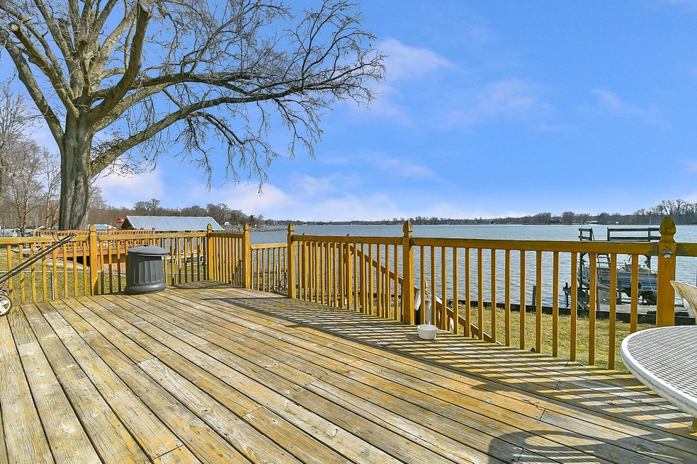 119 Lakeview Dr, Thornville, OH 43076 - photo 1