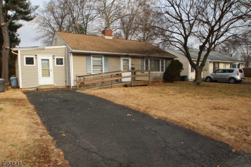 4 Benart Place, Middlesex, NJ 08846 - photo 1
